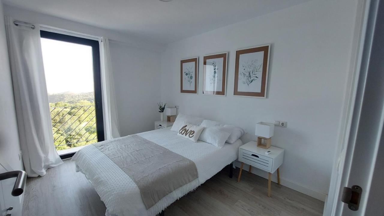 Duplex Bellas Vistas Ojen Bagian luar foto
